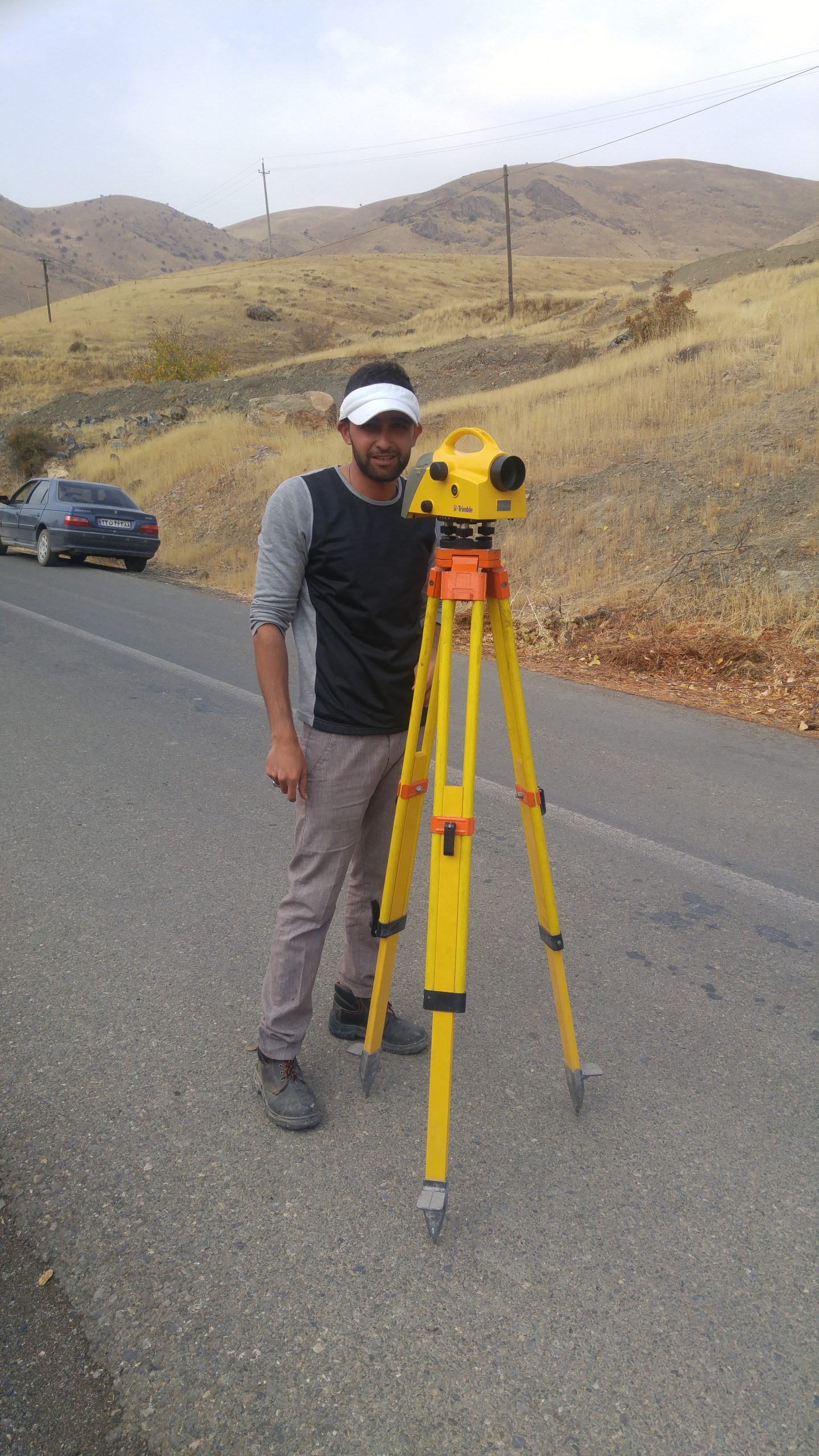 ترازیابی خط لوله آب